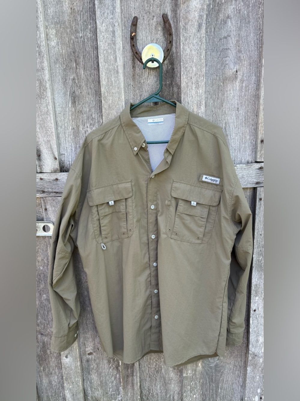 Men's Columbia PFG Omni-shade Long Sleeve Shirt, Size XL  Green Roll up sleeves